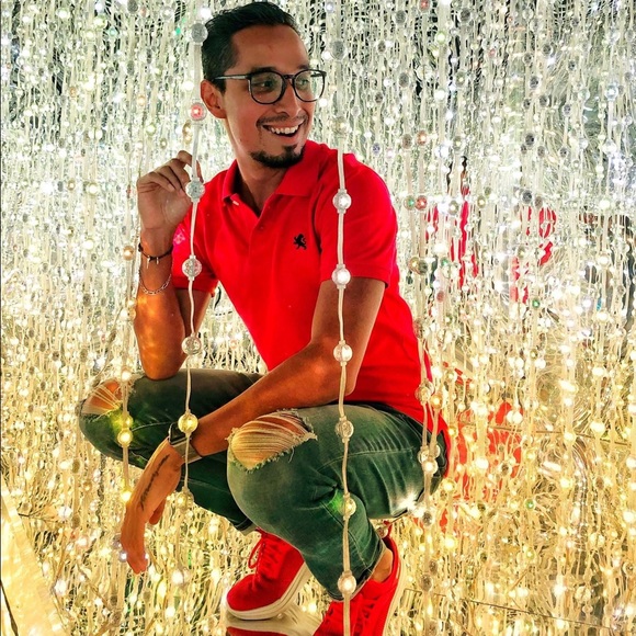 Meet your Posher, Fernando - Picture 3 of 8